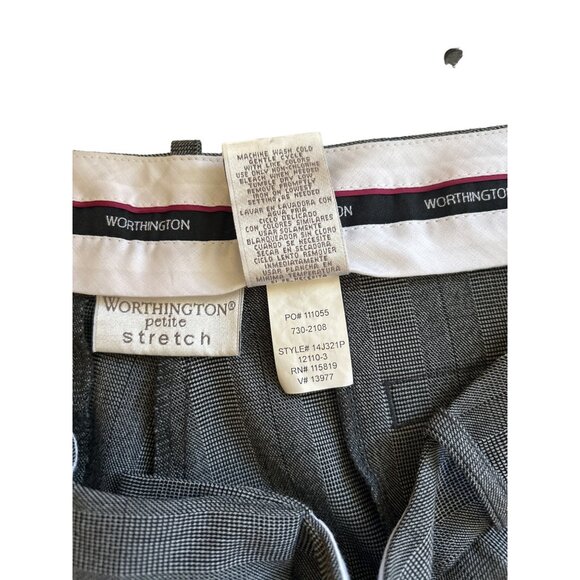 Worthington, Ladies Dressy Trouser Bermuda Shorts, Size 16P - Picture 4 of 7